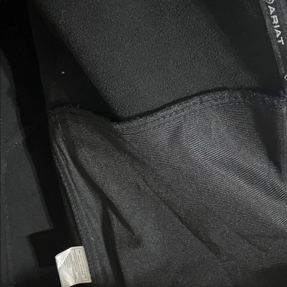 Ariat Men’s Softshell  Classic Black Vest - Picture 4 of 4